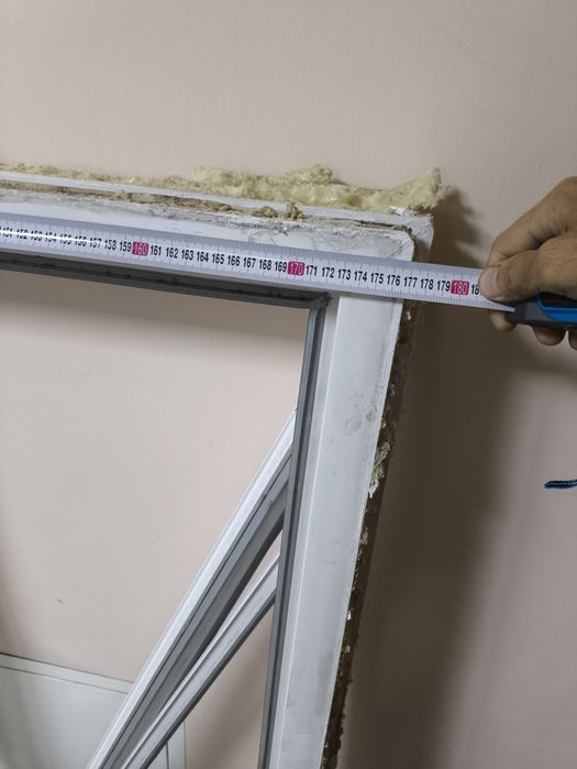 Продам окна б/у 60000