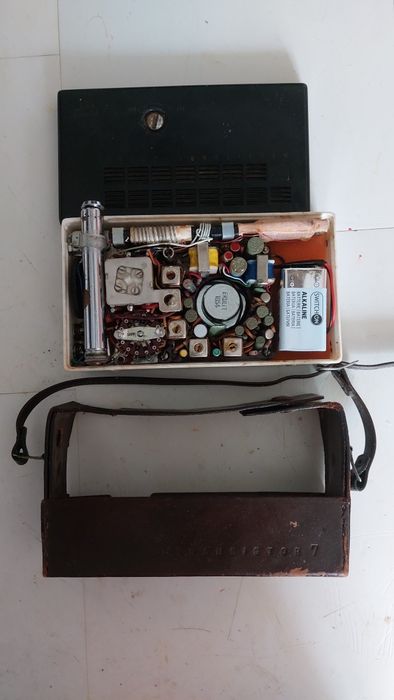 Radio tranzistor Sanyo 7S-P6 Japan 1960