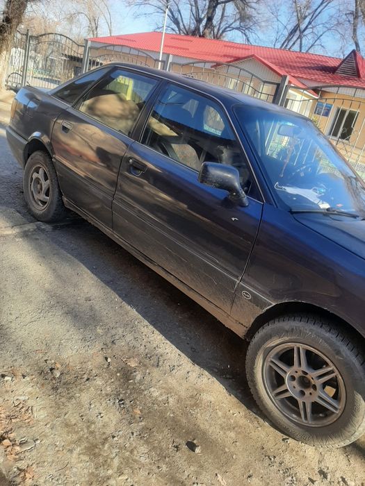 Продам машину ауди 80