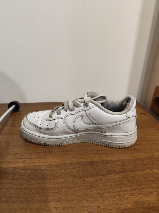 Nike с дефект, цената е съобразена