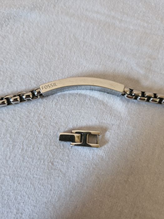 Vand Brățară fossil