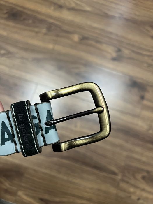 Curea din piele aproape noua