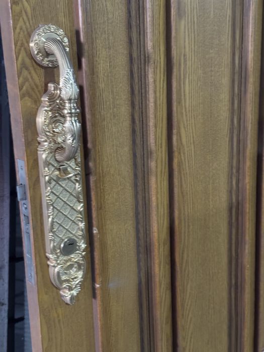 Дверь шпон ясень монолит  2.3м