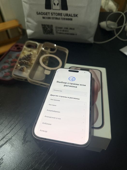 Продам срочно Айфон 15