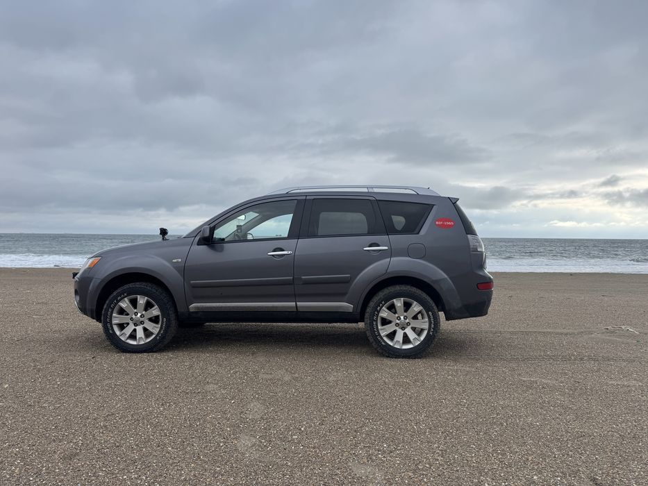 Mitsubishi Outlander 2008 diesel, 6.500 € — imagine 1