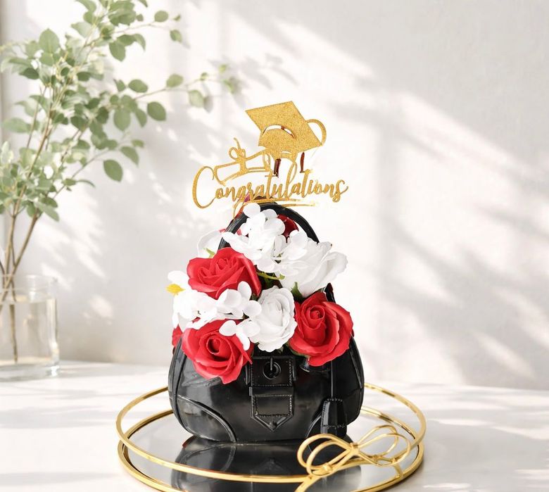 Луксозен букет в чанта