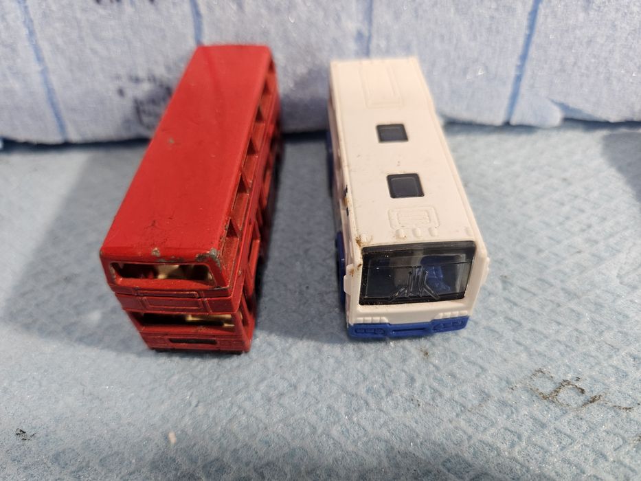 Колички Hotweels Machbox  и др.