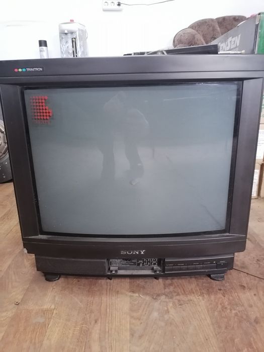 Продам телевизор