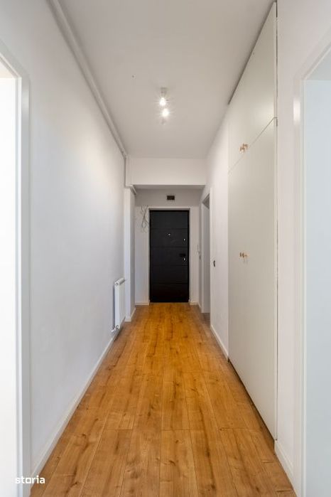 EXCLUSIV 2 camere decomandate, terasa de 60 mp, garaj inclus