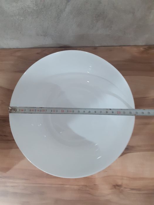 2 бр. бели купи Bormioli, 23см