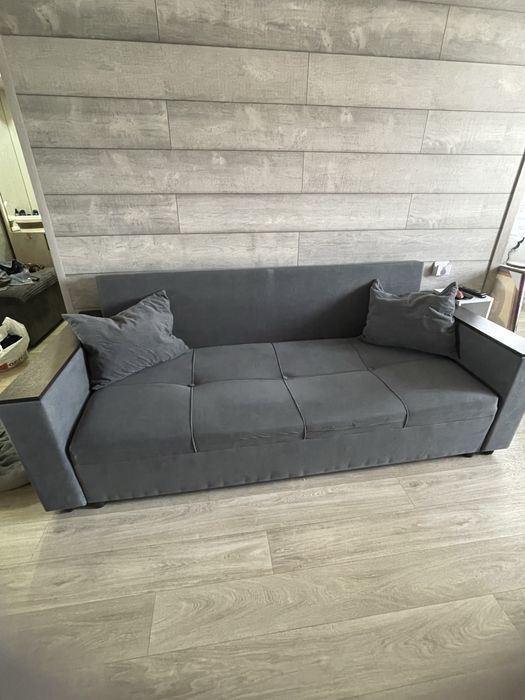 Продам диван цвет графит