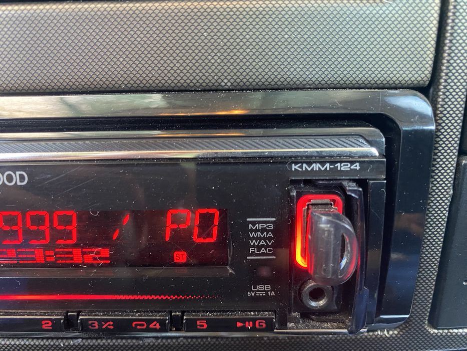Радио за кола kenwood kmm 124