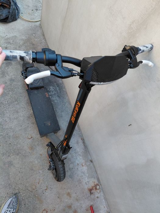 VAND URGENT trotineta electrica kukirin g2(2025) in stare impecabila.