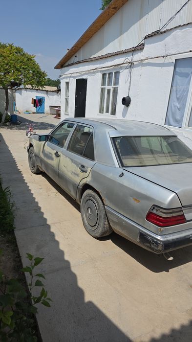 Продам мерседес 124
