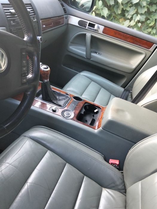 VOLKSWAGEN Touareg 0 — imagine 4