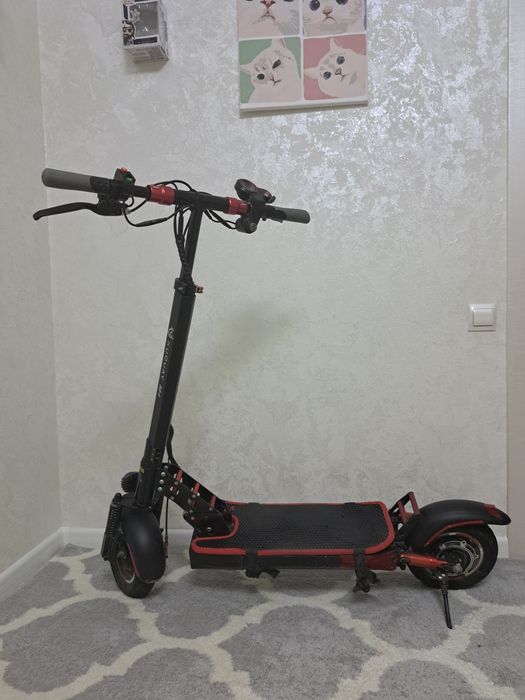 Электросамокат Kugoo m4