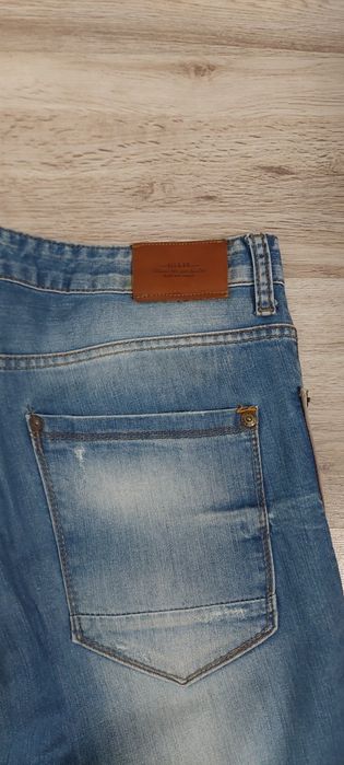 Мъжки  дънки  PULL&BEAR