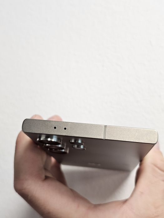 Vând Samsung galaxy s24 Ultra 512gb stare impecabilă