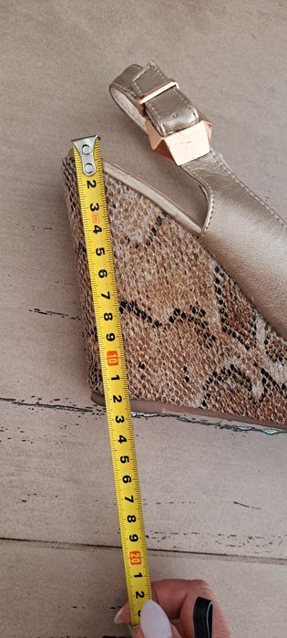 Дамски сандали 38