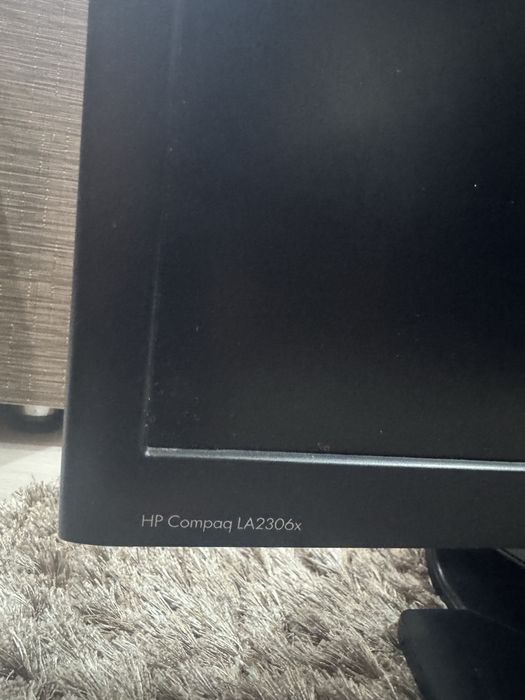 Monitor Hp Compaq LA2306x