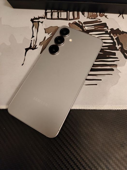 Samsung Galaxy s25 8/256