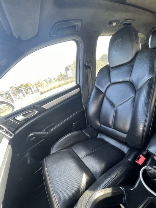 Porsche Cayenne Turbo 2012-4.8 V8- Gr - Perne Aer Noi- Dashcam Fata/sp