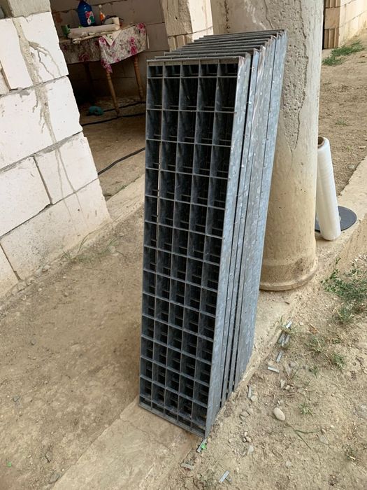 Trepte zincate galvanizate