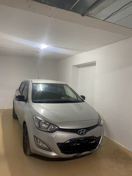 Дава се под наем Гараж / Паркомясто в Варна, м-т Планова - 15 кв.м за 100 € - Снимка #1