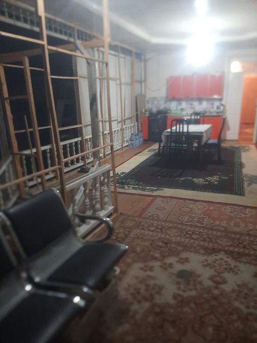 Ховли сотилади срочна