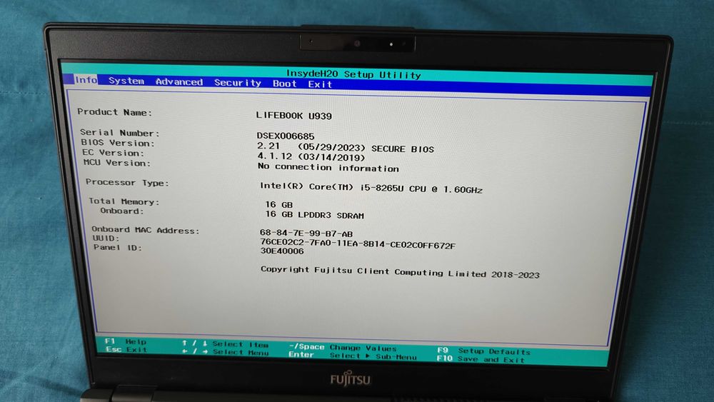 Fujitsu Lifebook U939