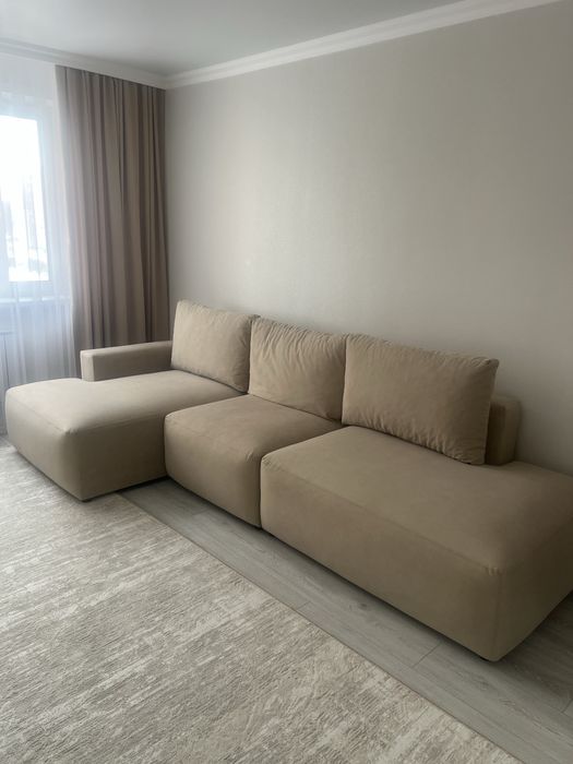 Продам новый диван 300000