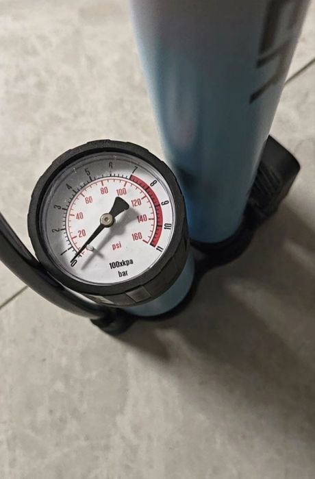 Насос для автомобиля