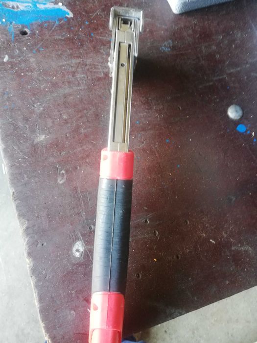 Такер чук работещ