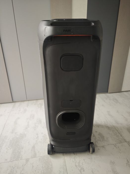 Boxă JBl Ultimate Stare foarte buna