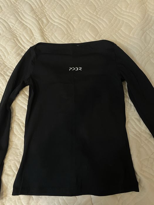 Продам лонгслив Казахстанский бренд