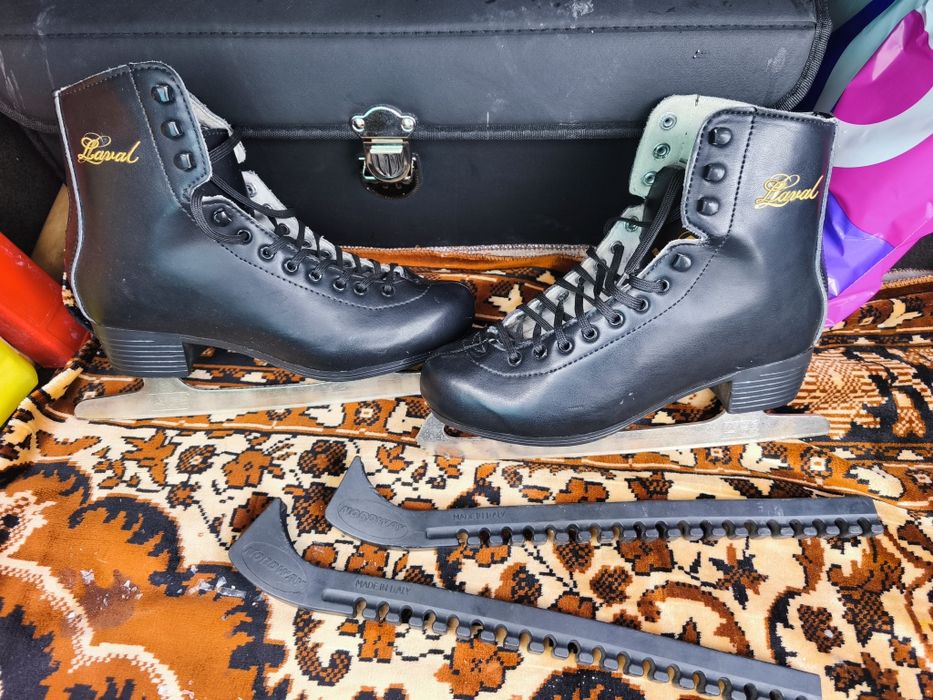 Коньки детские в комплекте с сумкой