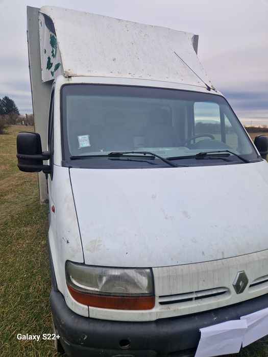 Vând renault master