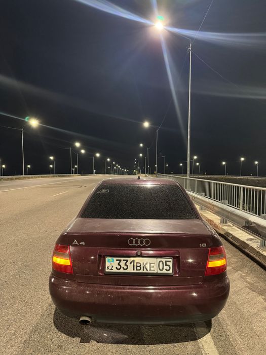 Audi a4 срочно..