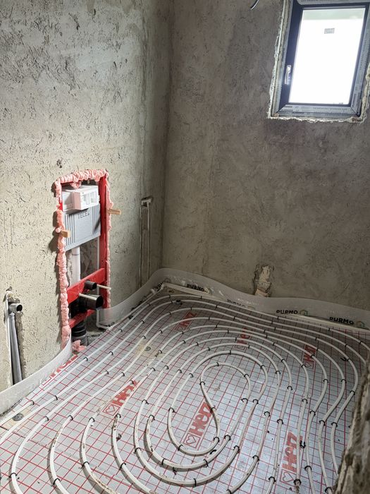 Casa cu piscina automarizata/sat Costi posibilitate rate 12 luni