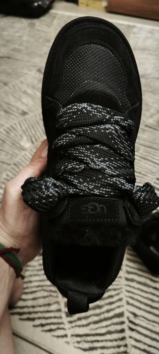 Теплая и удобная обувь