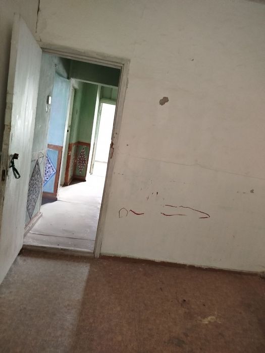 Срочно продаётся 4х ком квартира Бам