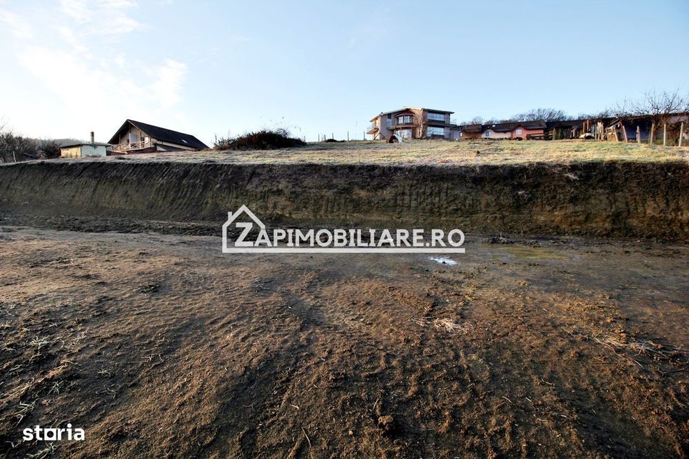Teren Intravilan cu puz si utilităti, 618 mp