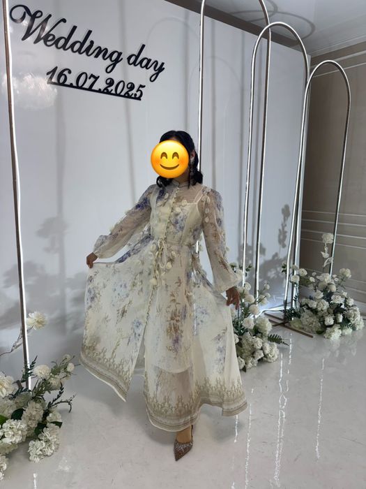 Продам вечерние платья