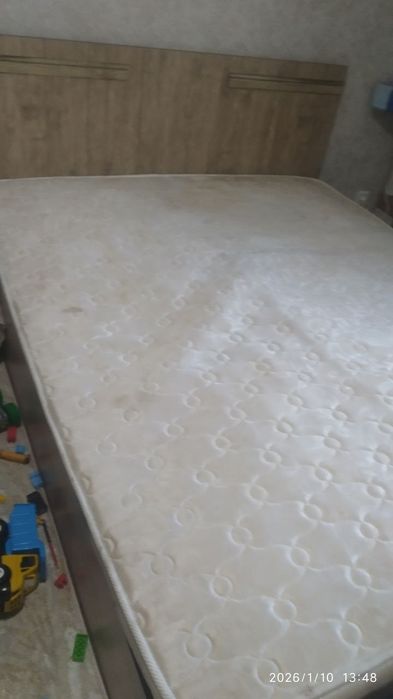 Продам кровать для спалнии