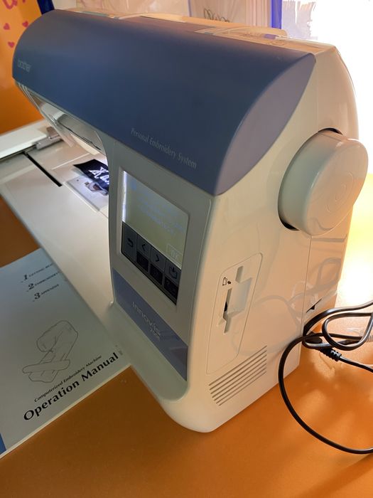 Машинка Вышивальная Brother-700E.