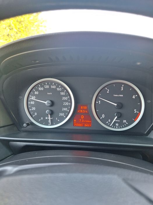 Bmw serie 5 E60 525d