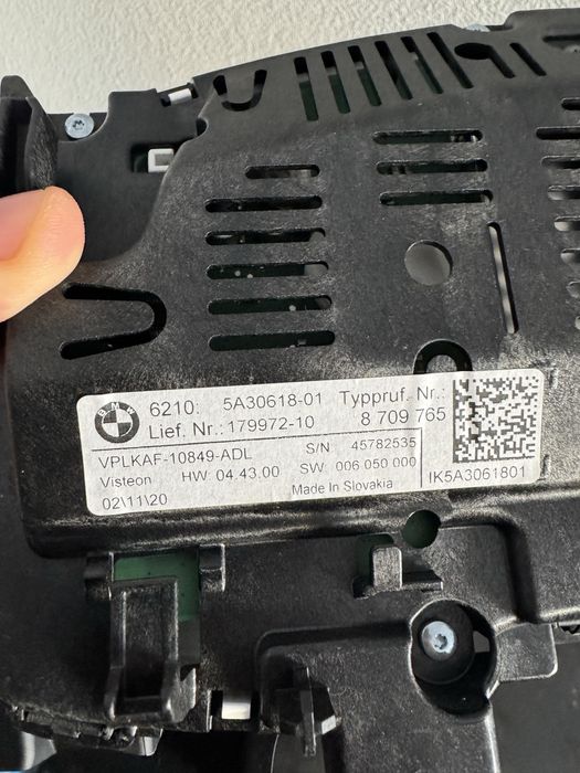 Табло + iDrive Дисплей 8.8” OEM комплект