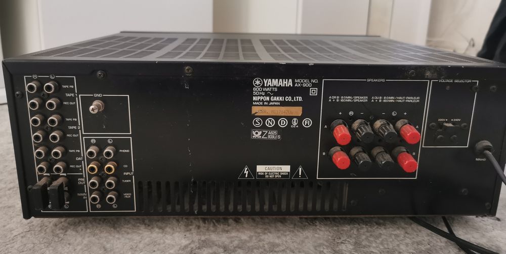 Yamaha AX-900 amplificator