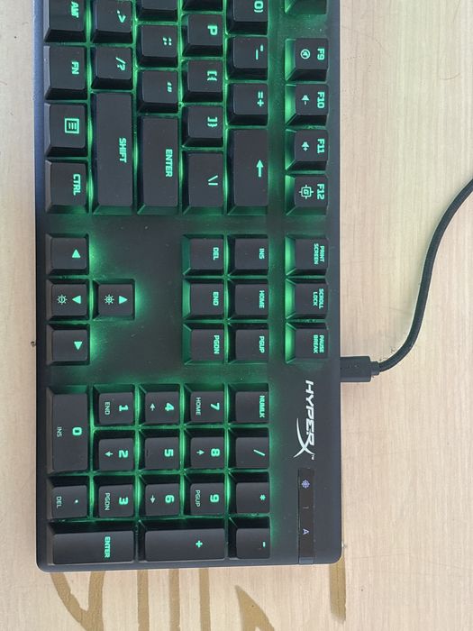 HyperX клавиатура