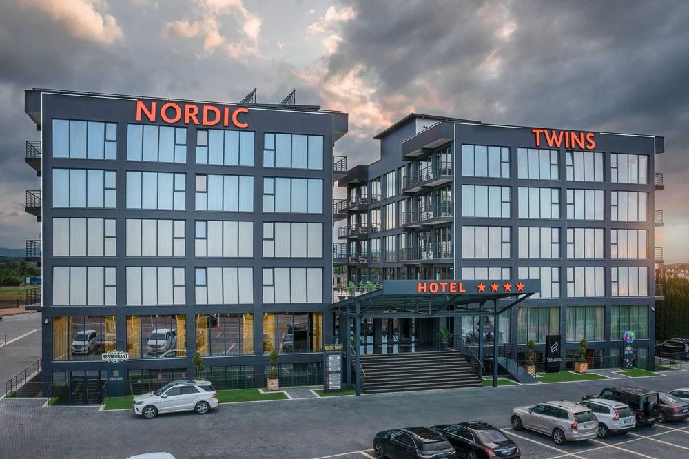 Birouri de închiriat Nordic Twins